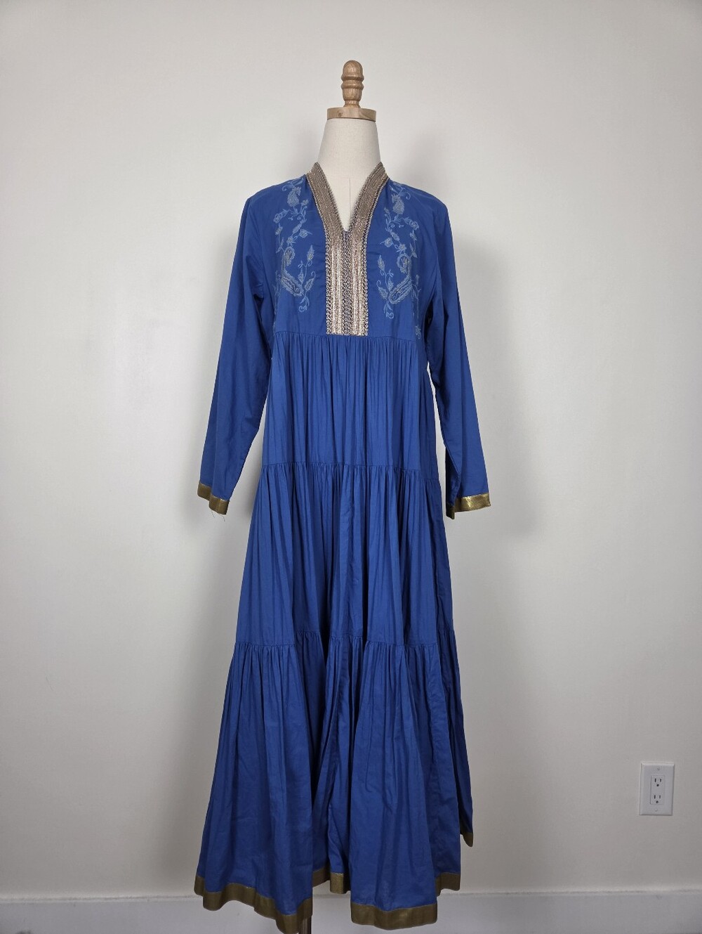 April Cornell Tiered Maxi Dress Size Large Full Ethnic Blue V-neck (c1) - Picture 3 of 11